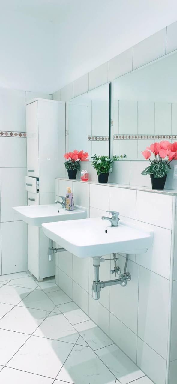 Deluxe Rooms In Keplerplatz Відень Екстер'єр фото